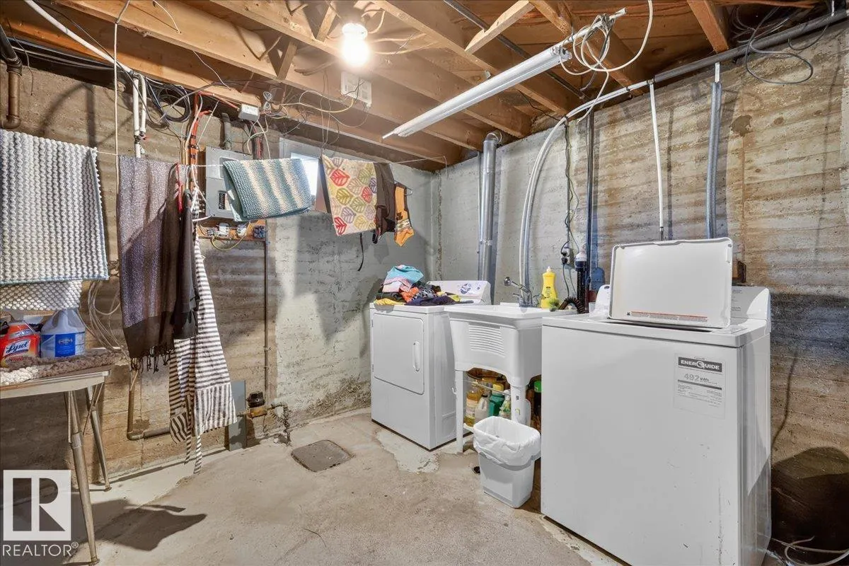 12331 107 ST NW