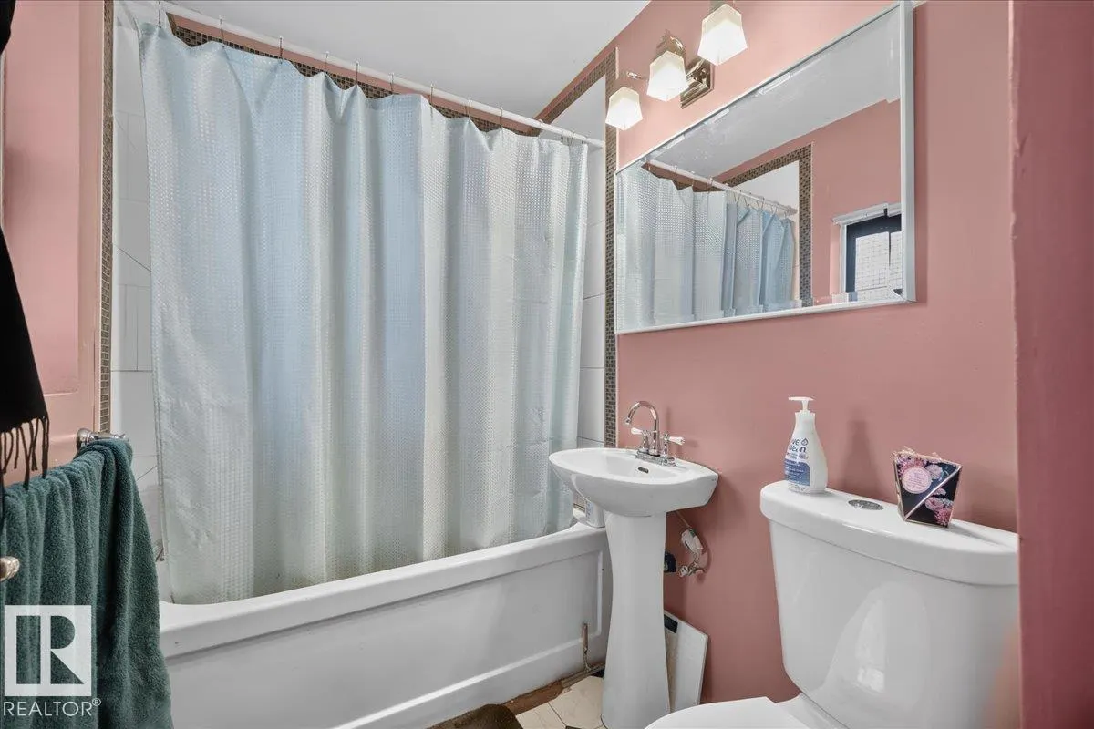 12331 107 ST NW