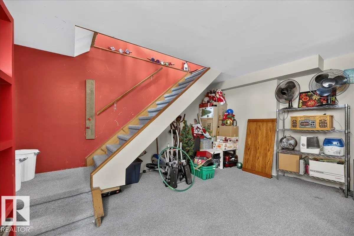 12331 107 ST NW