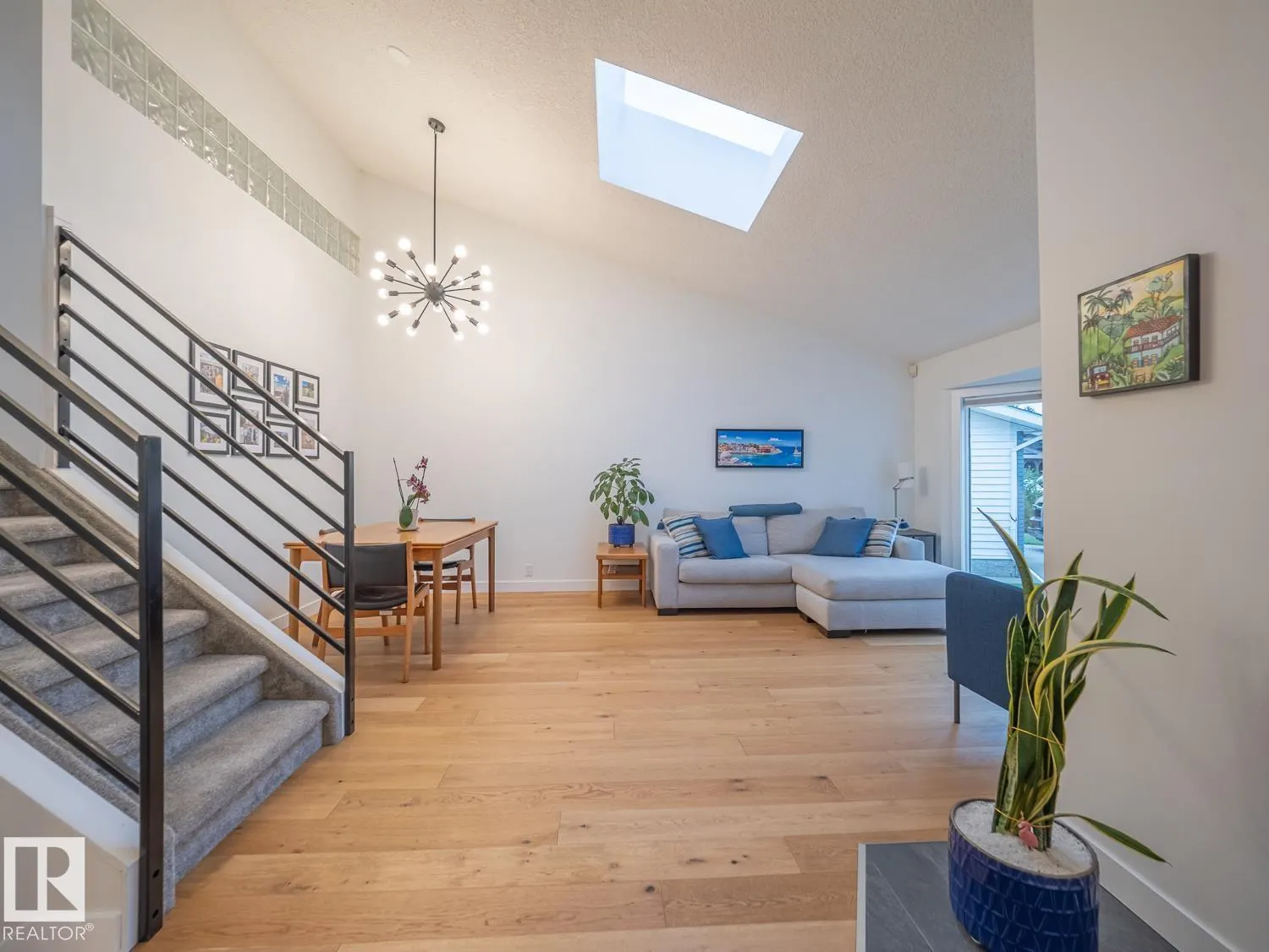 14725 46 AV NW