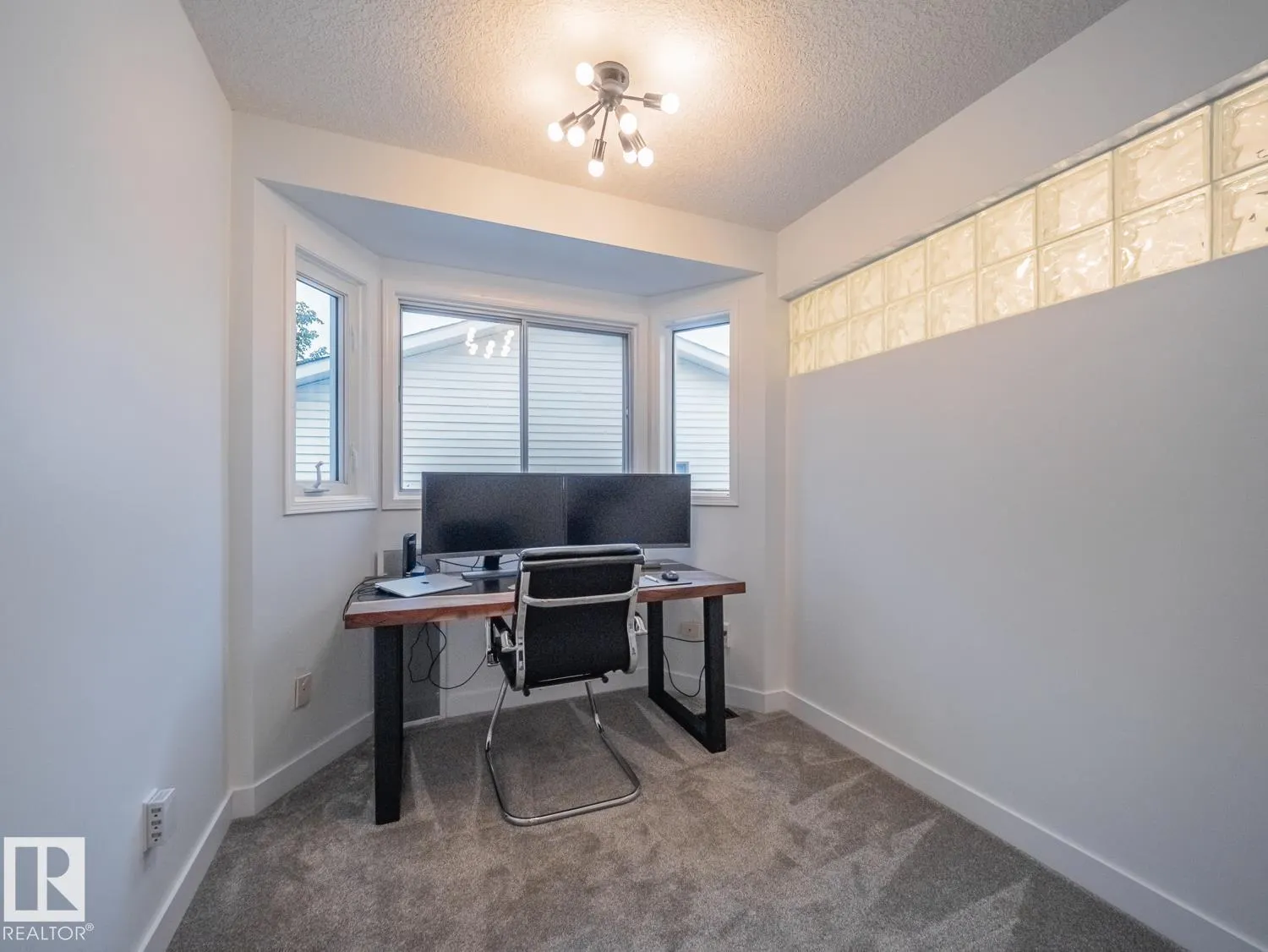 14725 46 AV NW