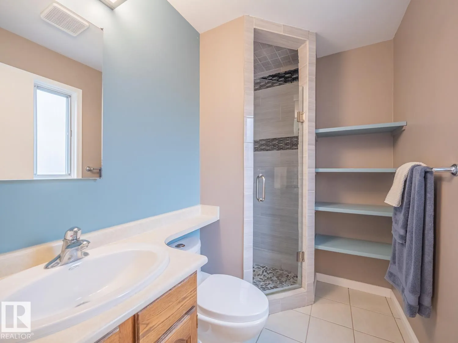 14725 46 AV NW