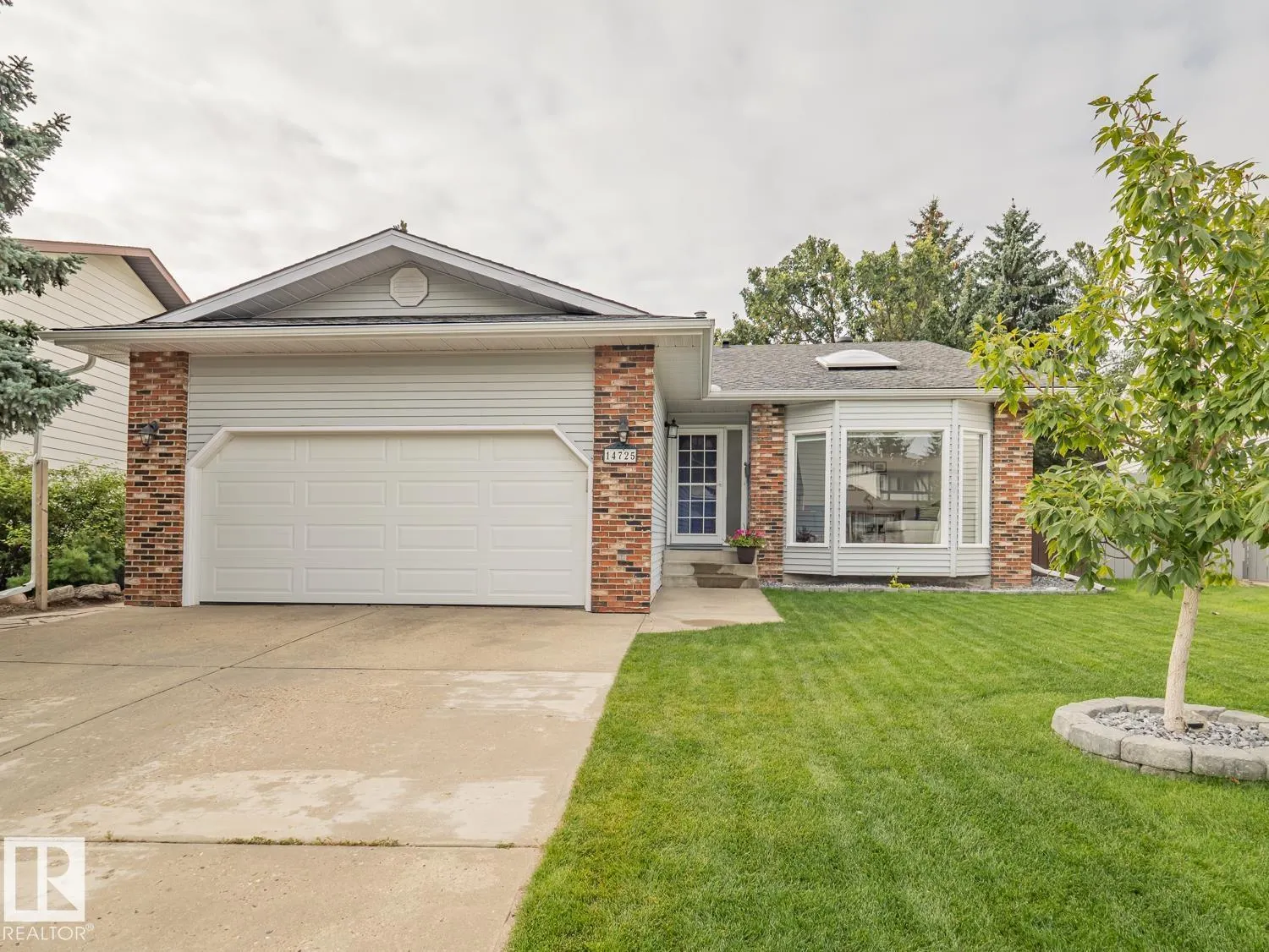 14725 46 AV NW