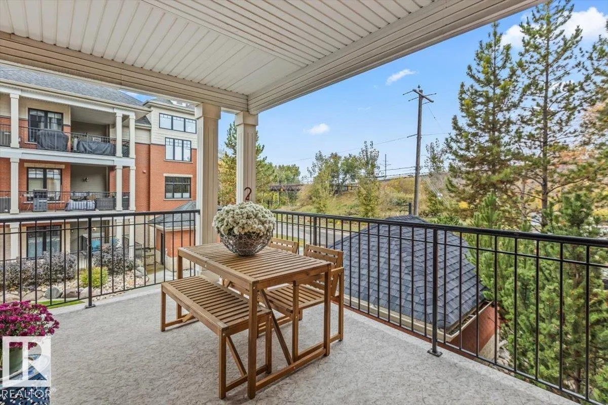 #209 9819 96A ST NW