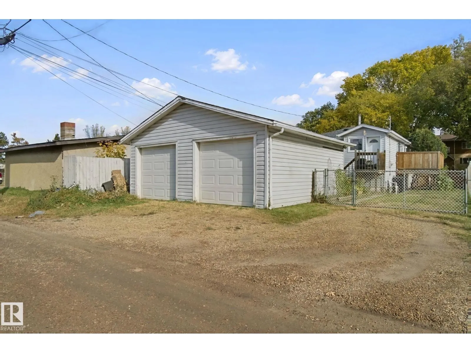 11946 70 ST NW