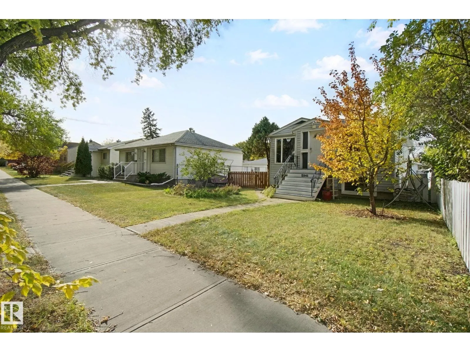 11946 70 ST NW