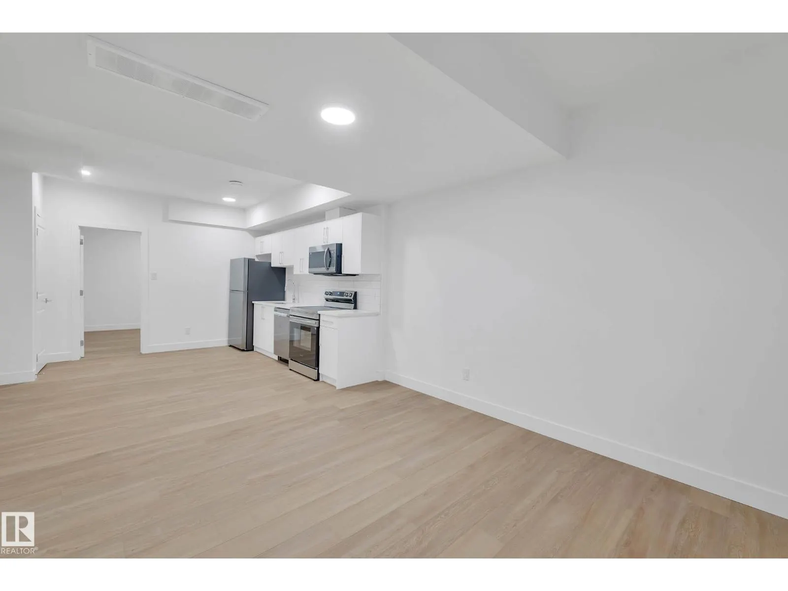 74 PENN PL