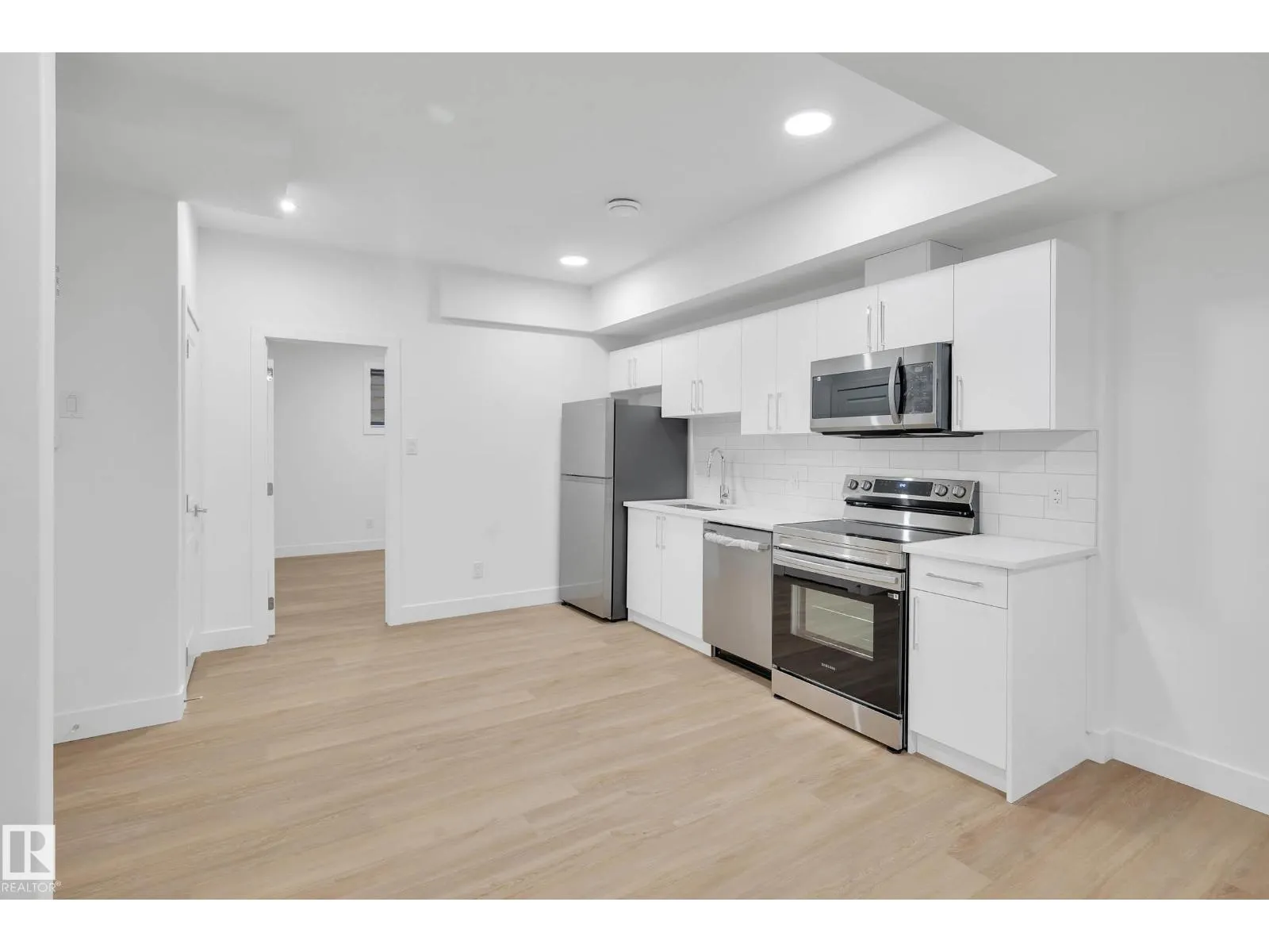 74 PENN PL