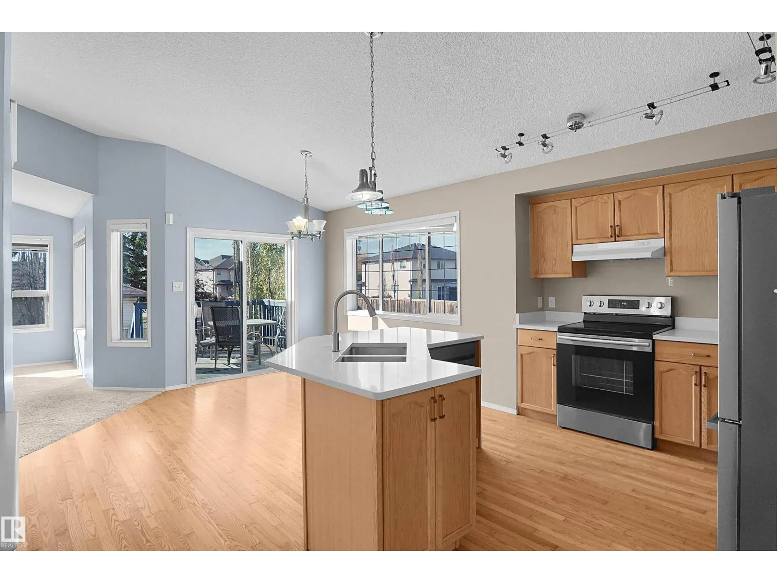 16112 92 ST NW