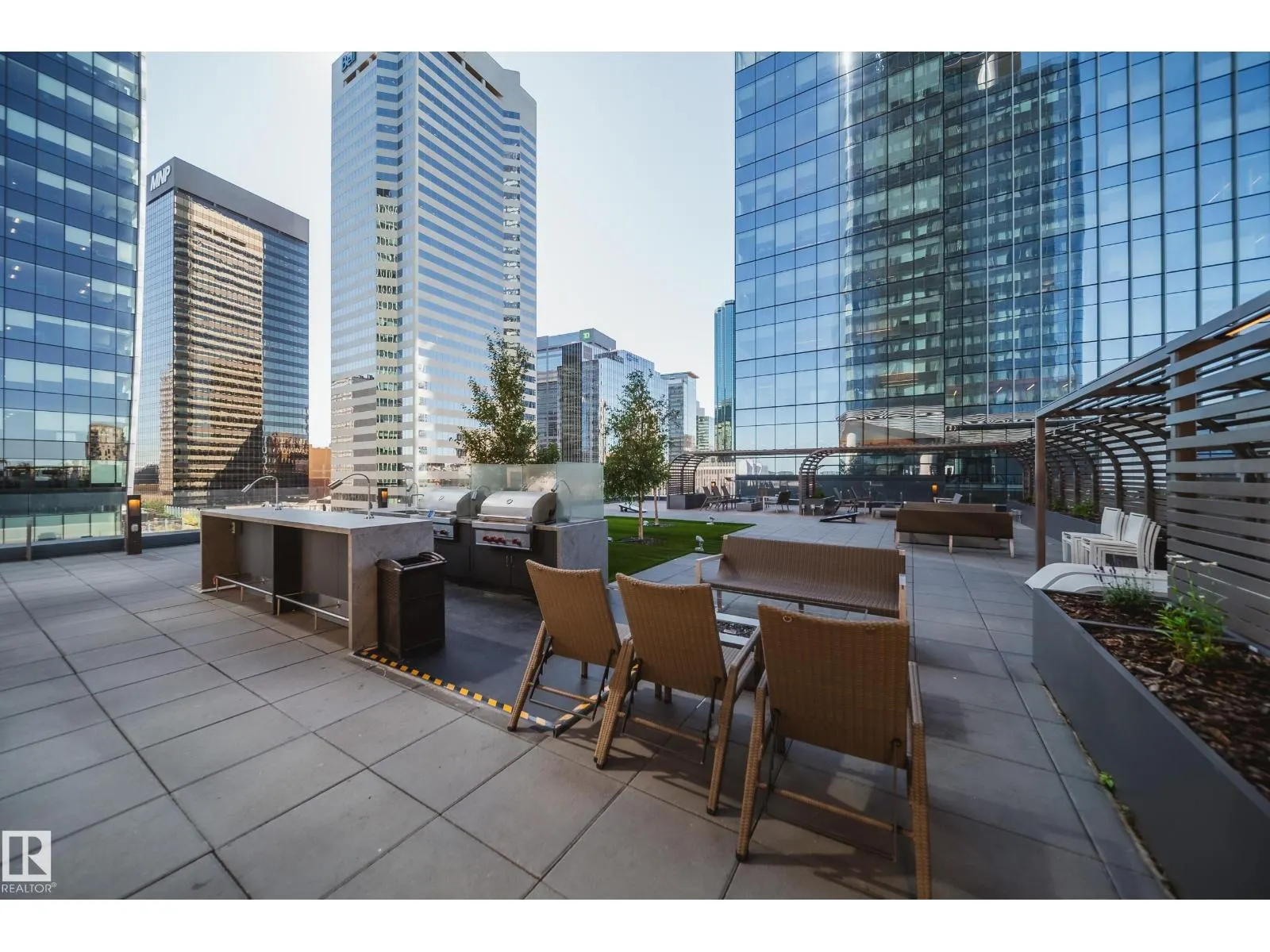 #3505 10360 102 ST NW