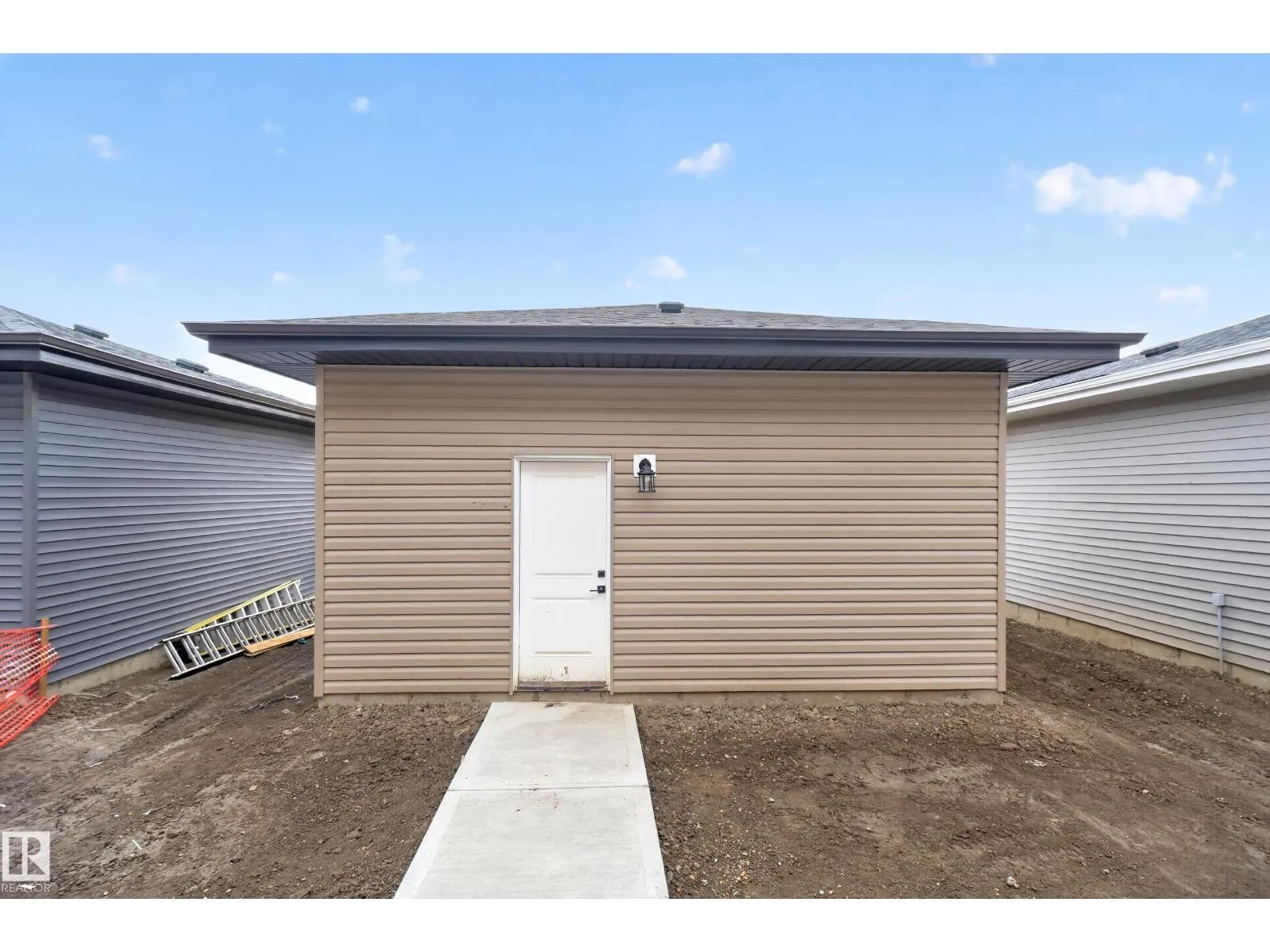 99 Westwind DR