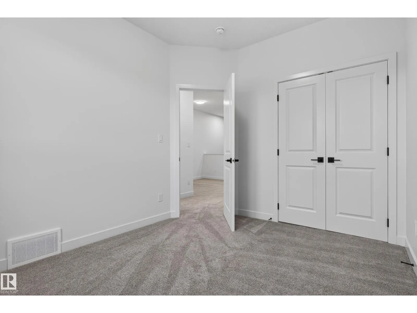 99 Westwind DR