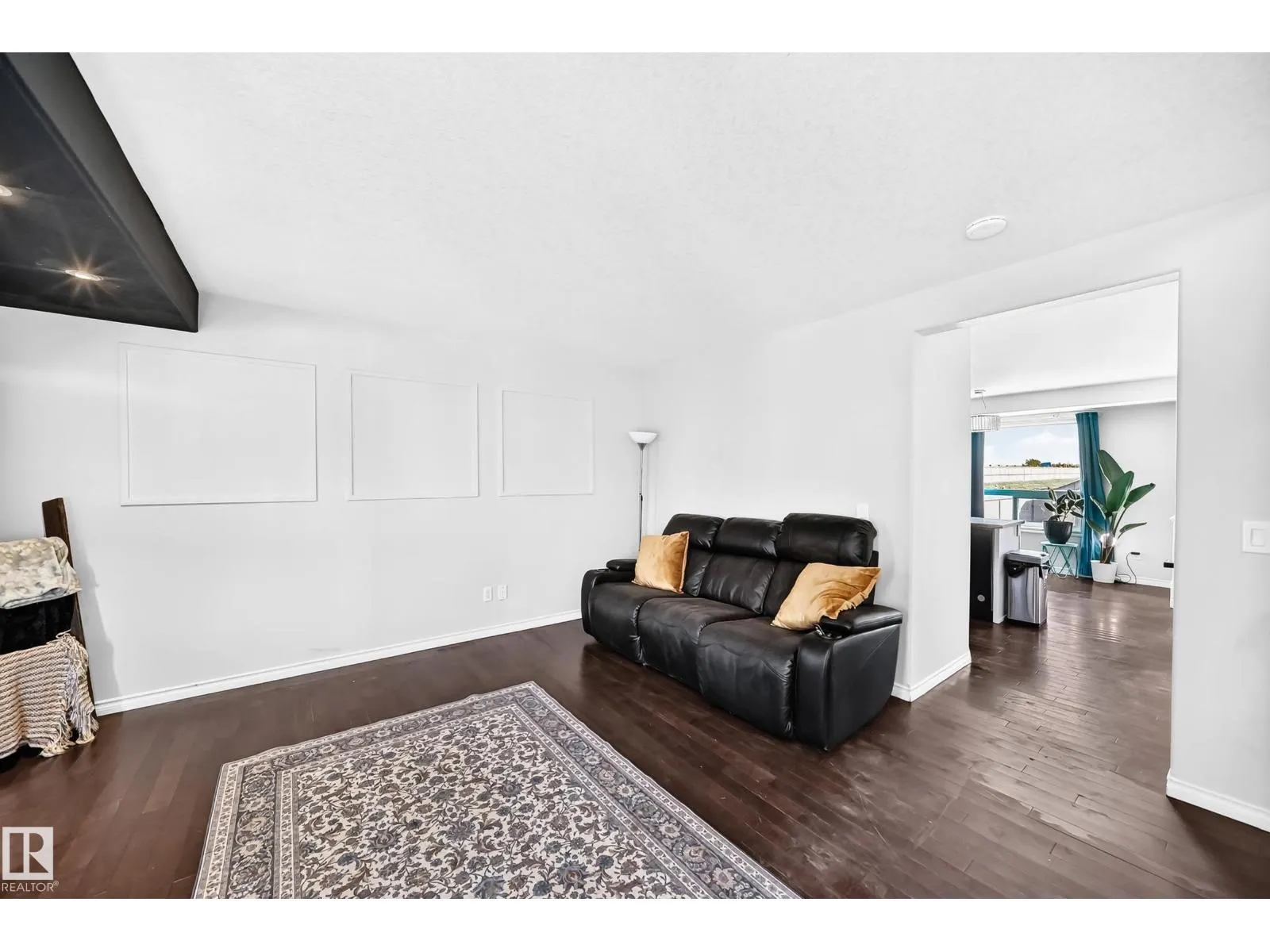 447 SONGHURST PL