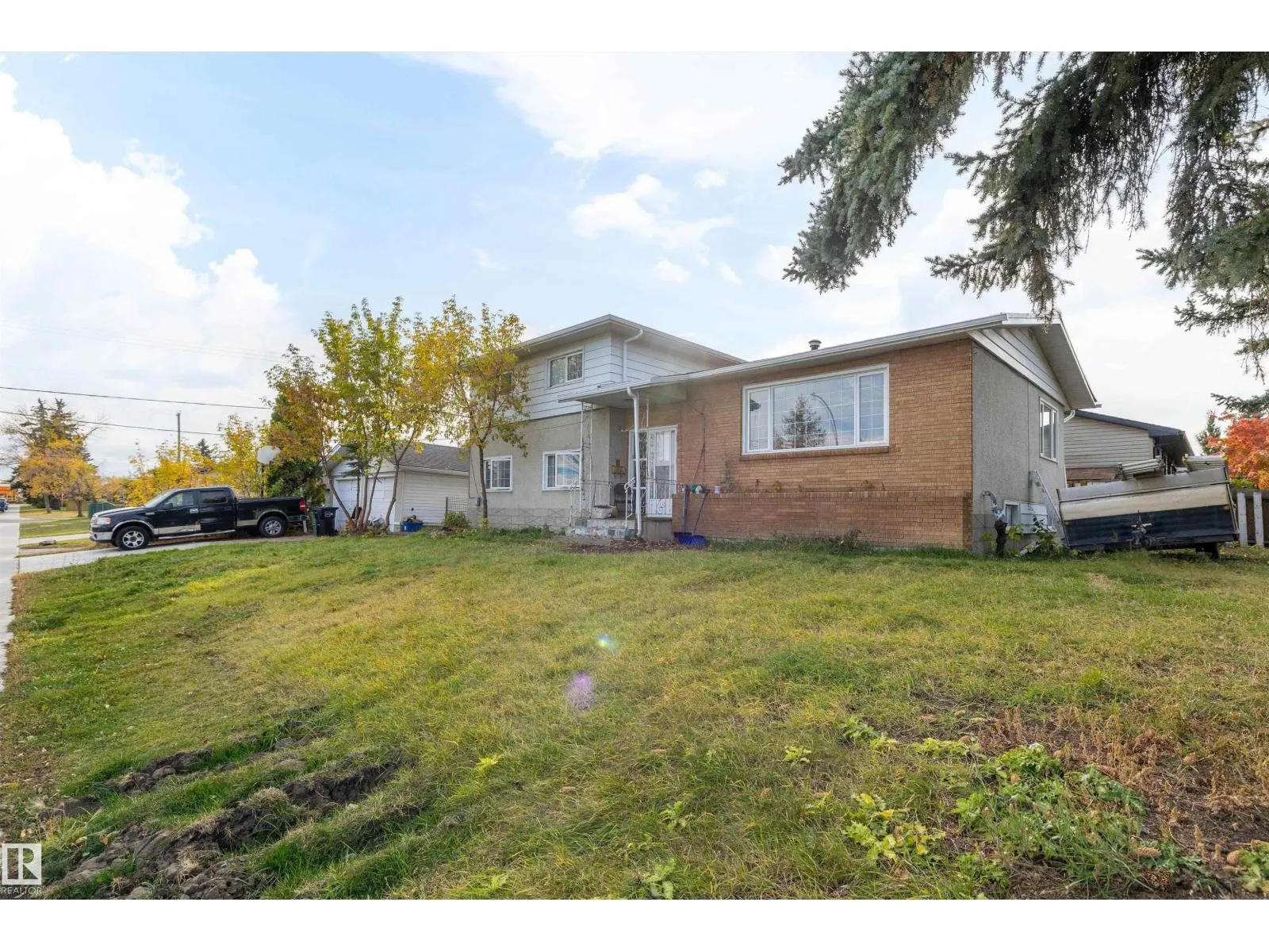 12808 92 ST NW