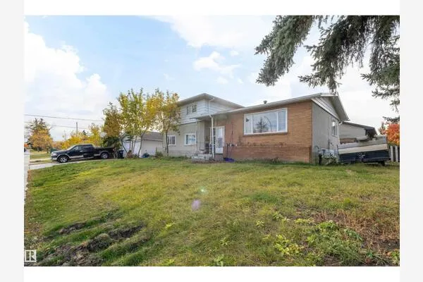 12808 92 ST NW