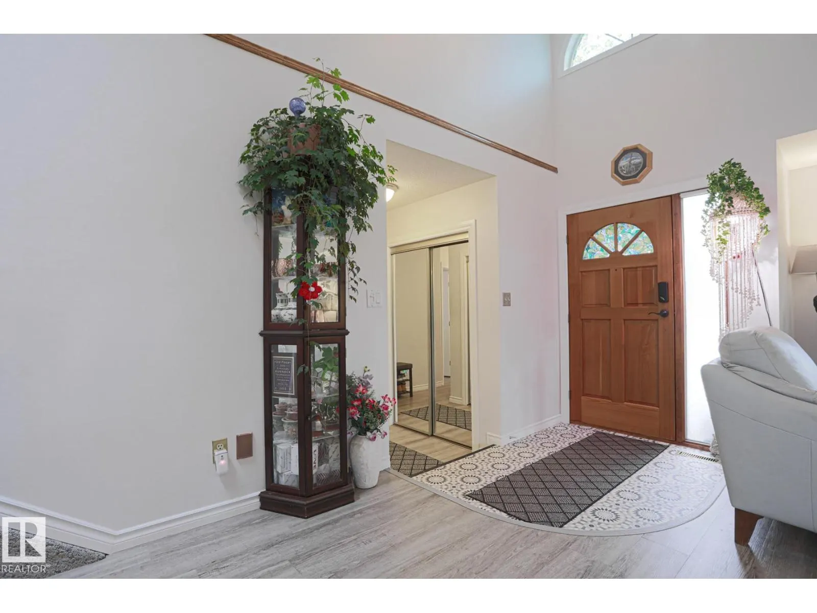4424 124 AV NW