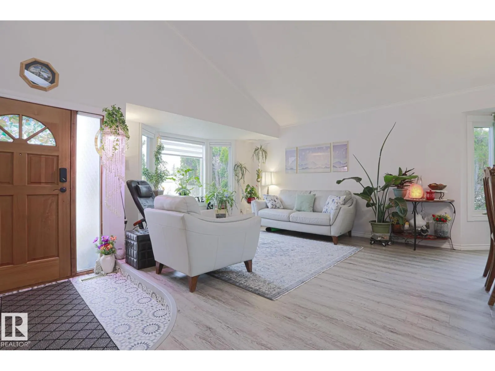 4424 124 AV NW