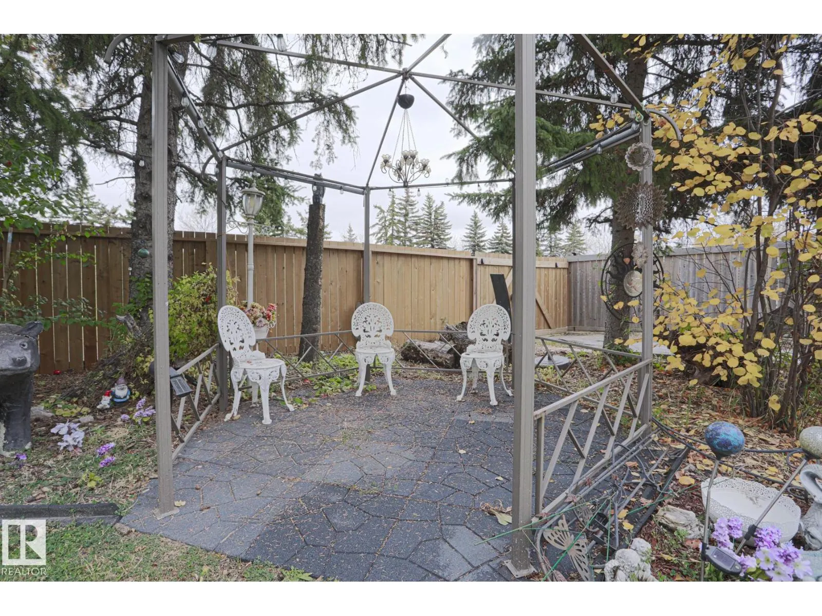 4424 124 AV NW