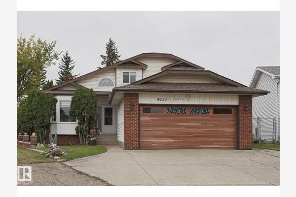 4424 124 AV NW