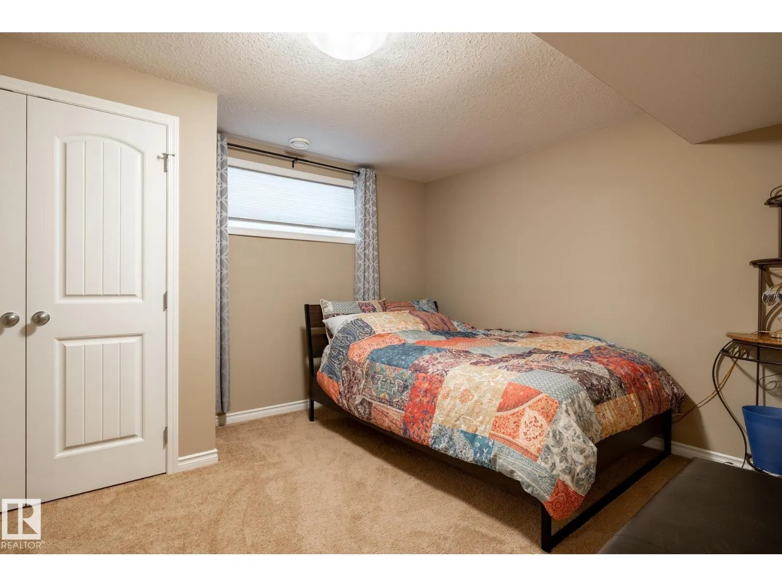 5820 7 AV SW