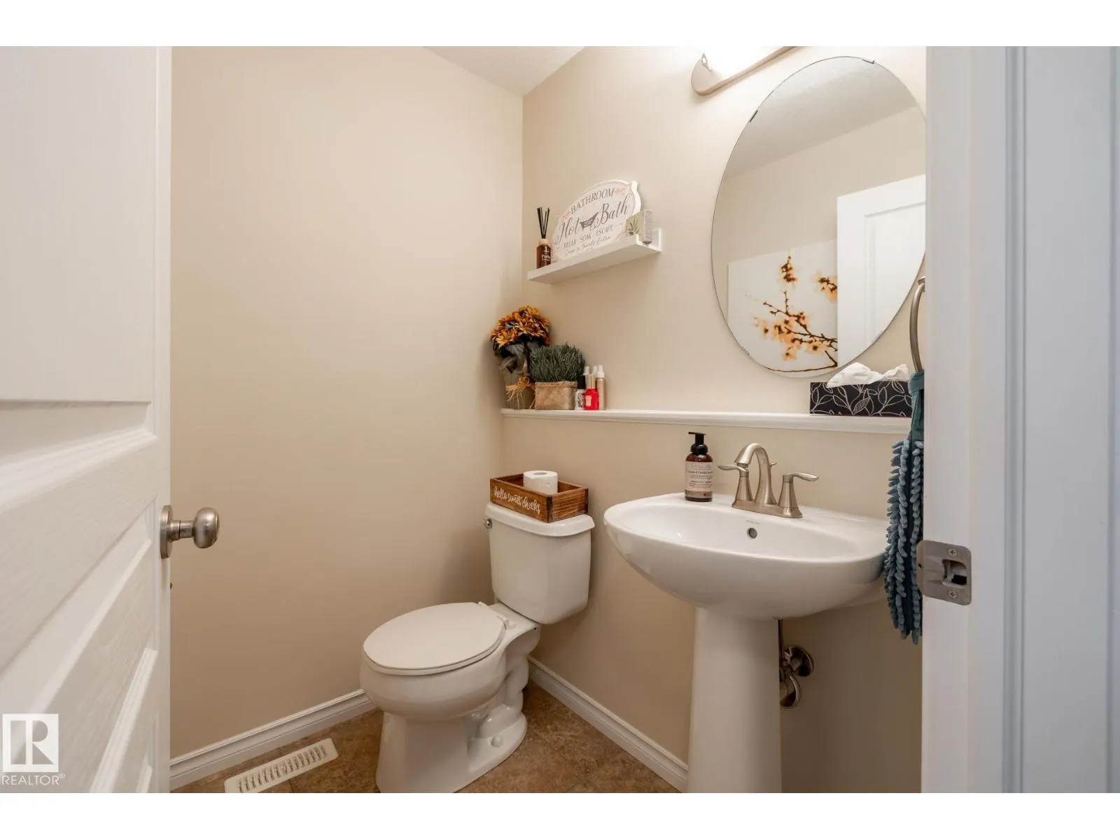 5820 7 AV SW