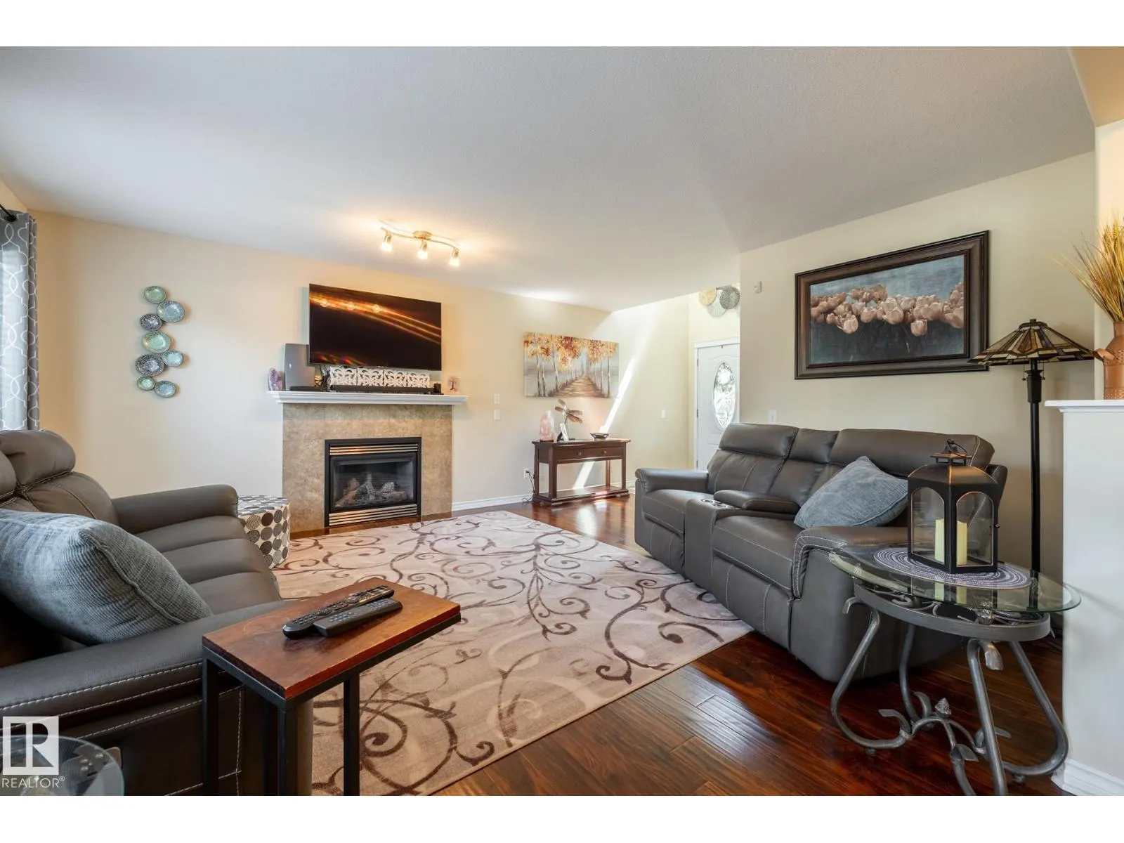 5820 7 AV SW