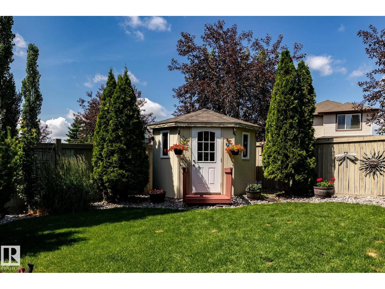 5820 7 AV SW