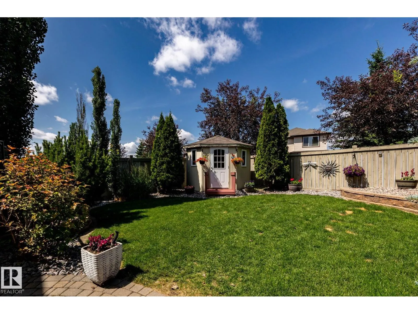 5820 7 AV SW