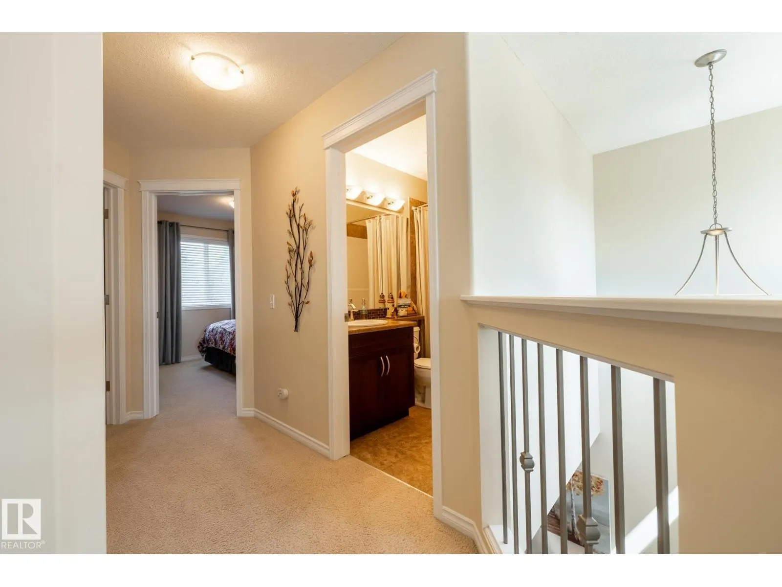 5820 7 AV SW