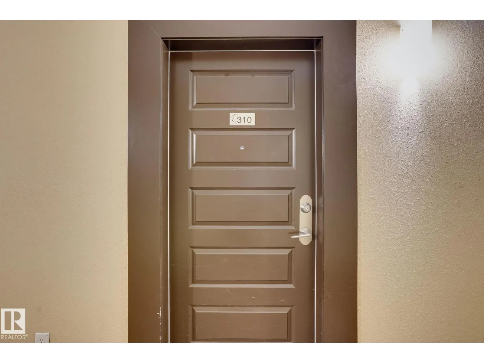 #310 304 AMBLESIDE LI SW