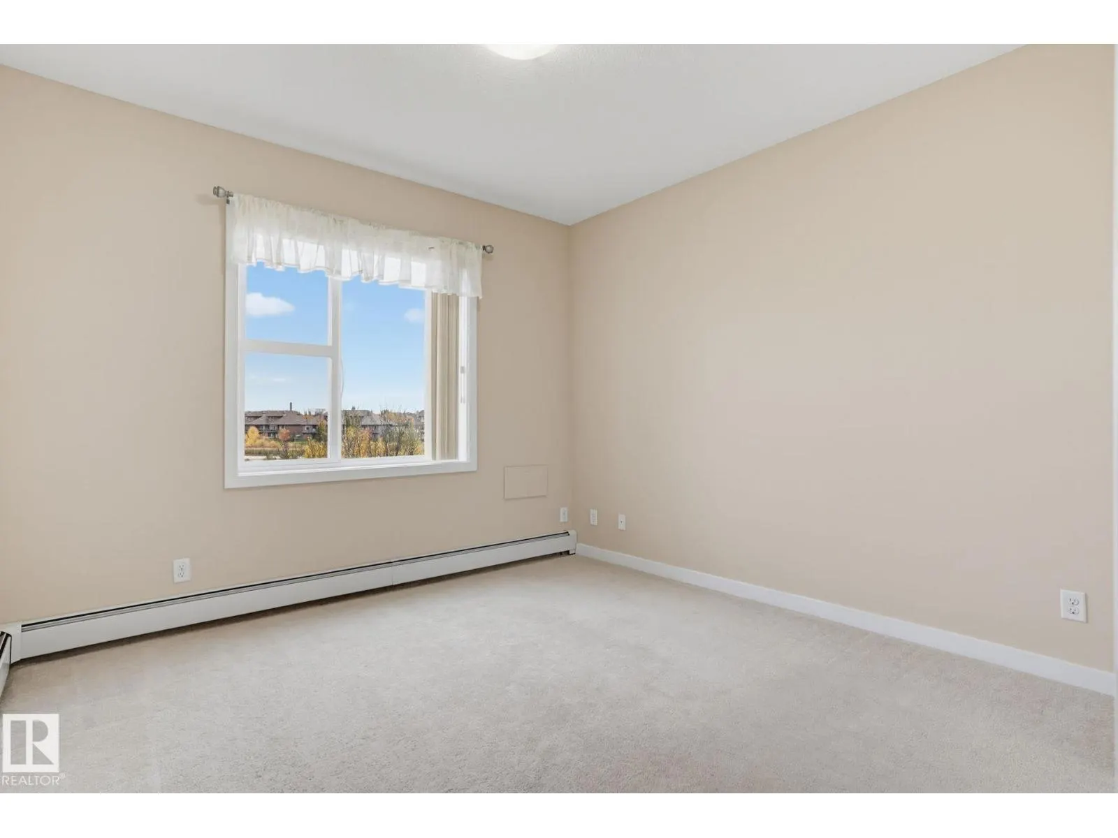 #310 304 AMBLESIDE LI SW