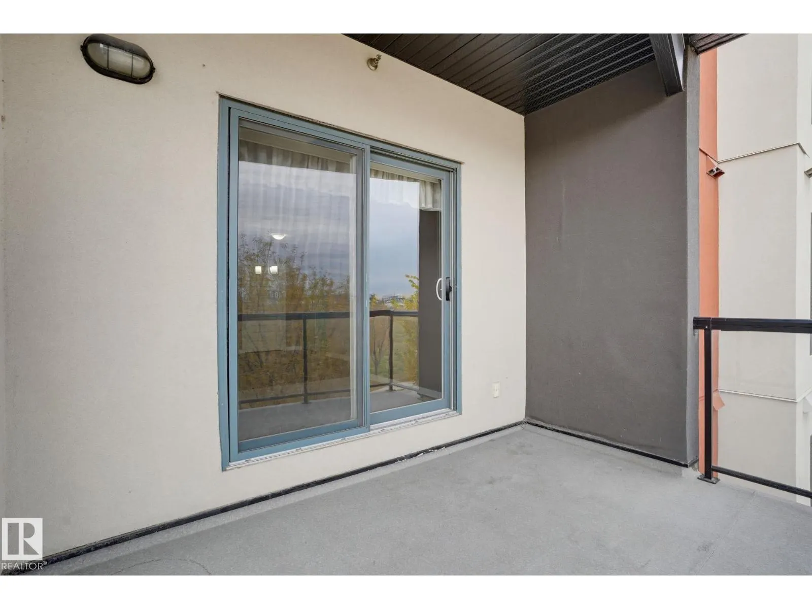#310 304 AMBLESIDE LI SW