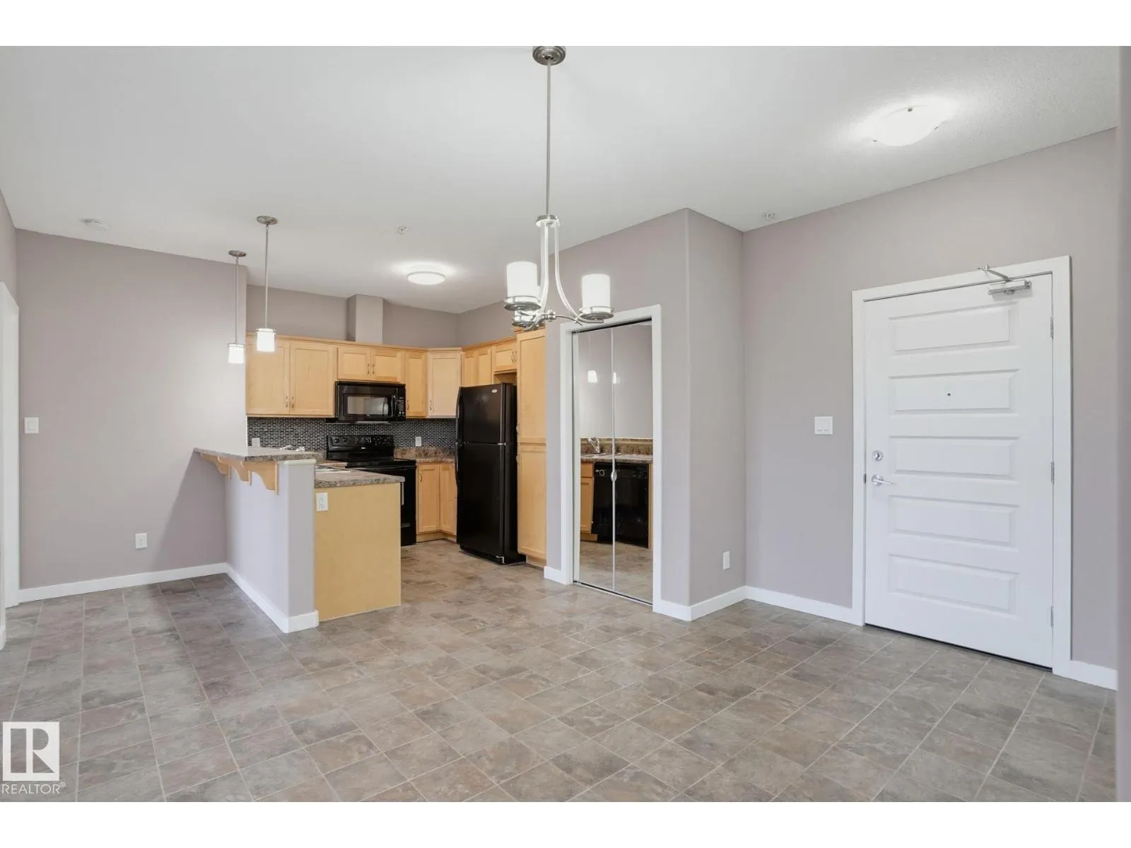 #310 304 AMBLESIDE LI SW