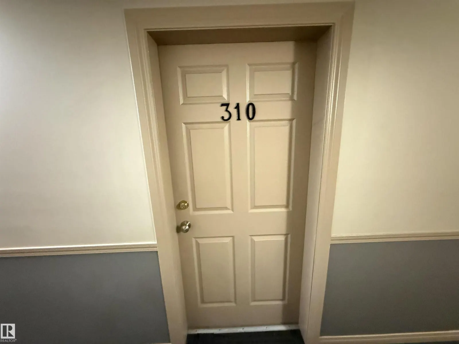 #310 42 SUMMERWOOD BV