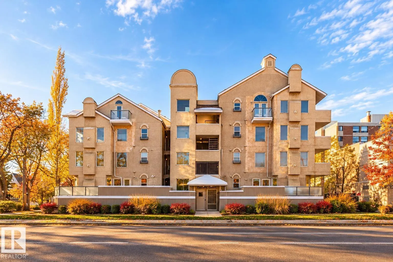 #101 8108 109 ST NW