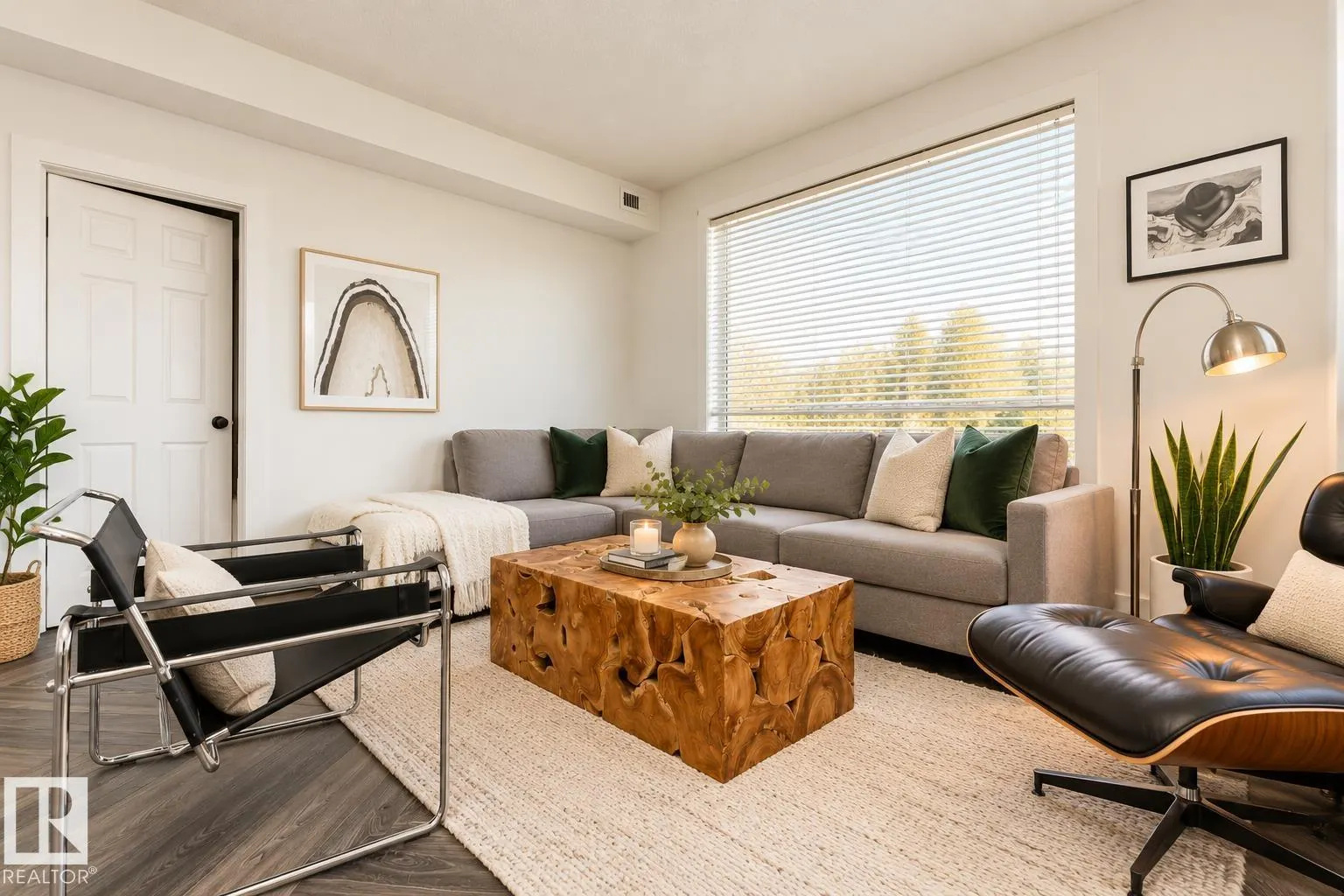 #101 8108 109 ST NW