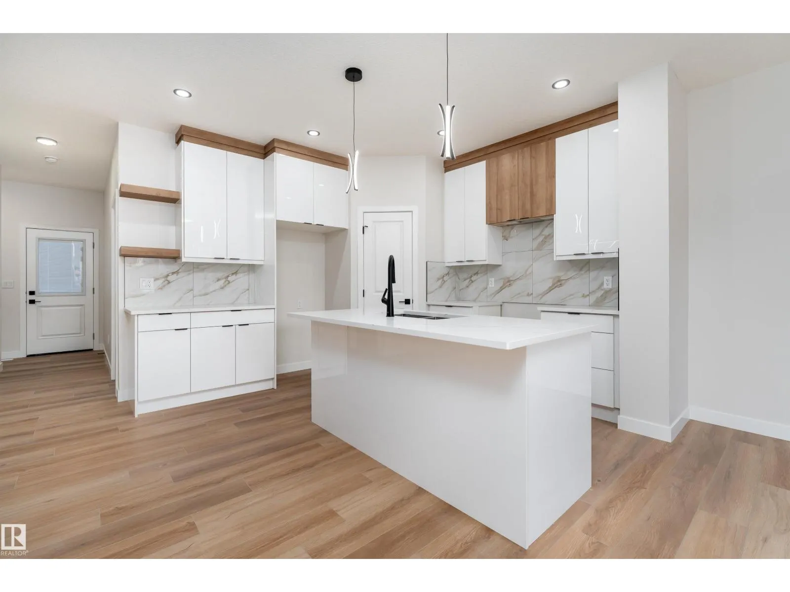 85 Norwyck WY