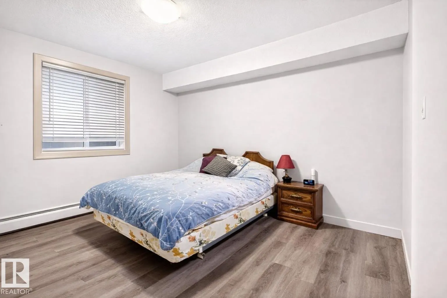 #101 4415 48 ST
