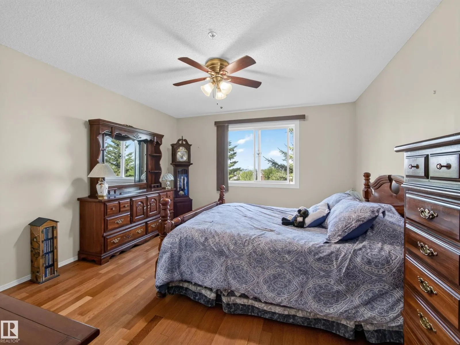 #307 70 CRYSTAL LN