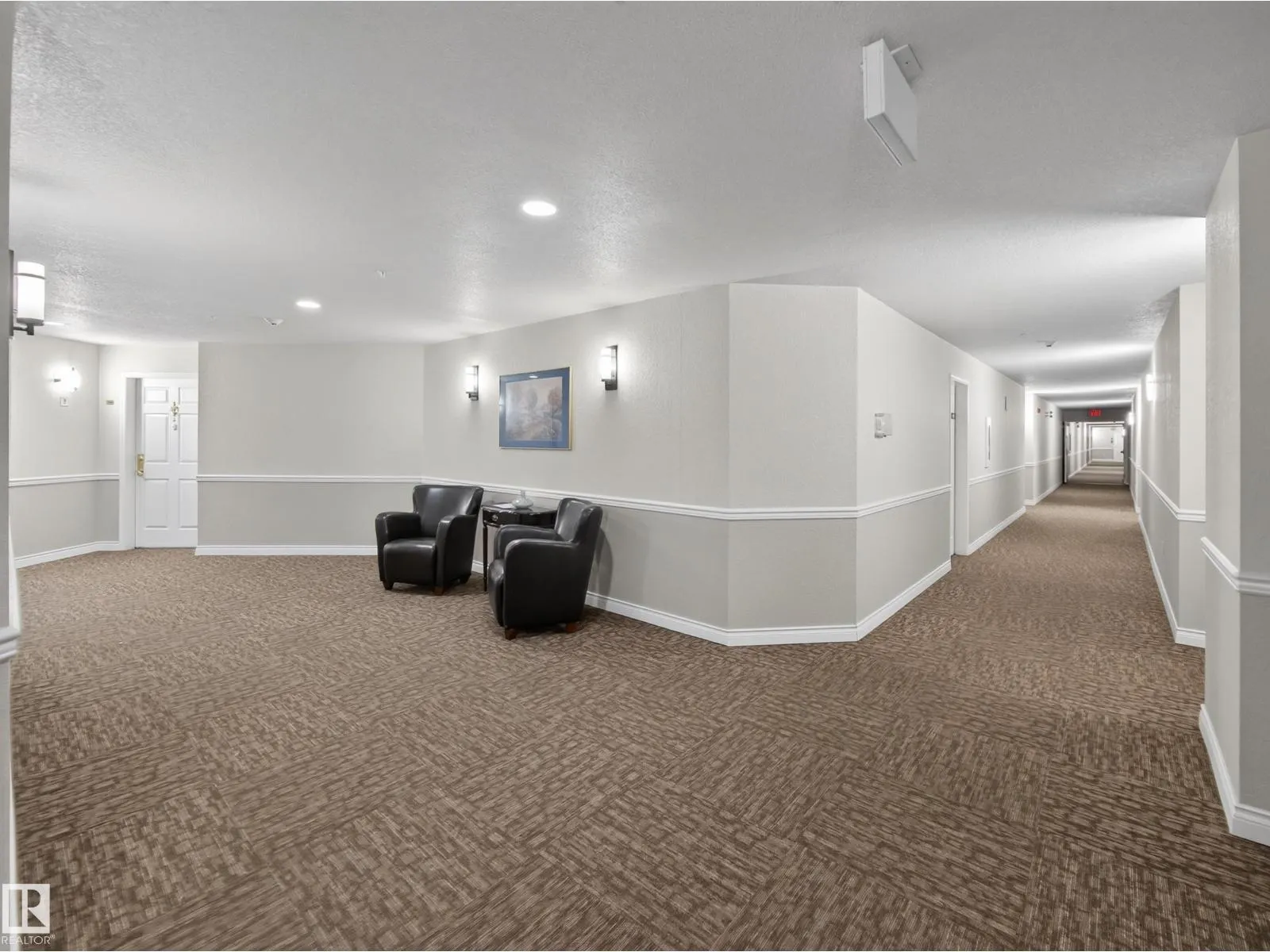 #307 70 CRYSTAL LN