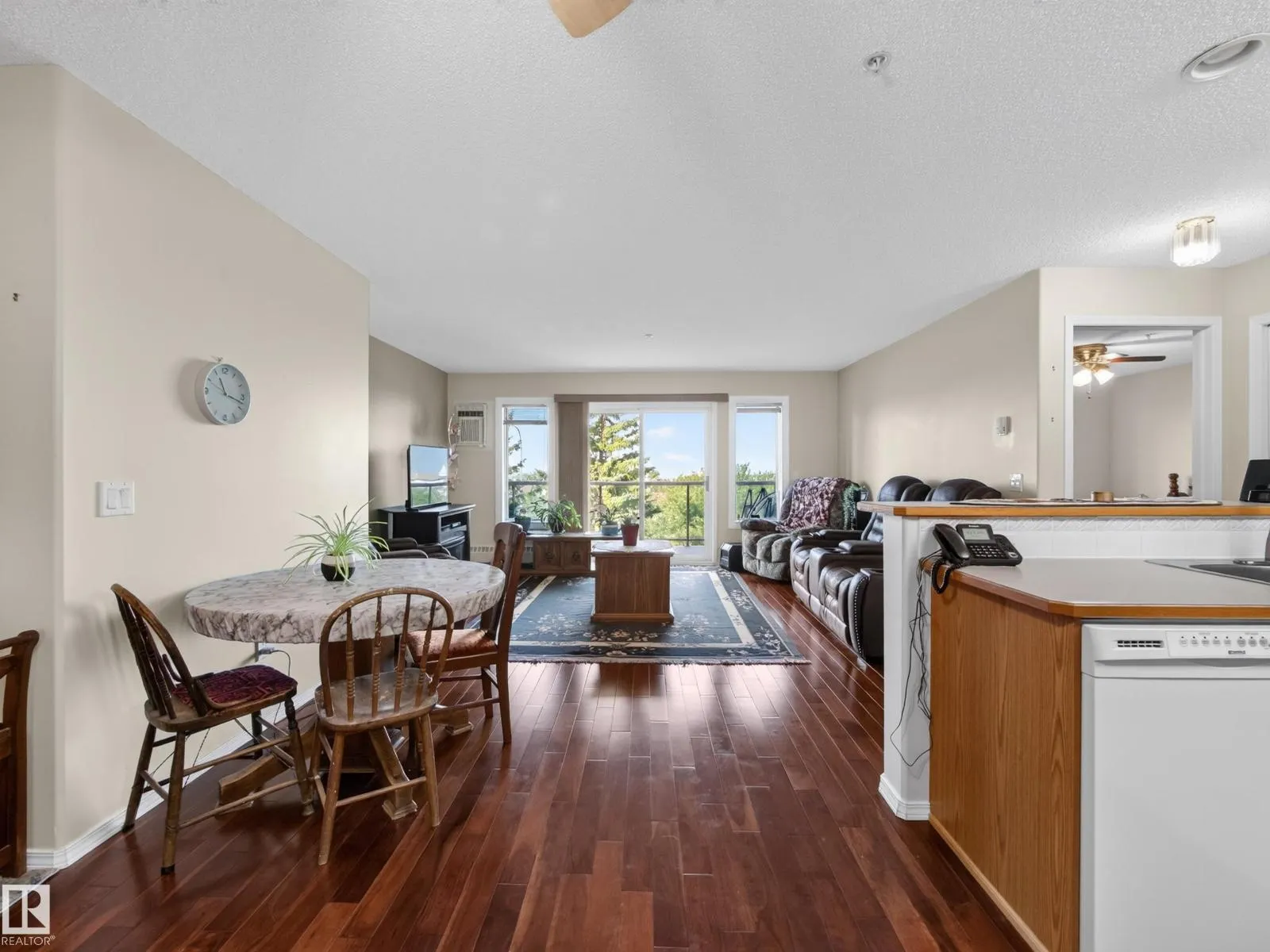 #307 70 CRYSTAL LN