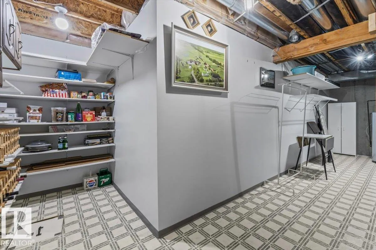 #10 85 GERVAIS RD