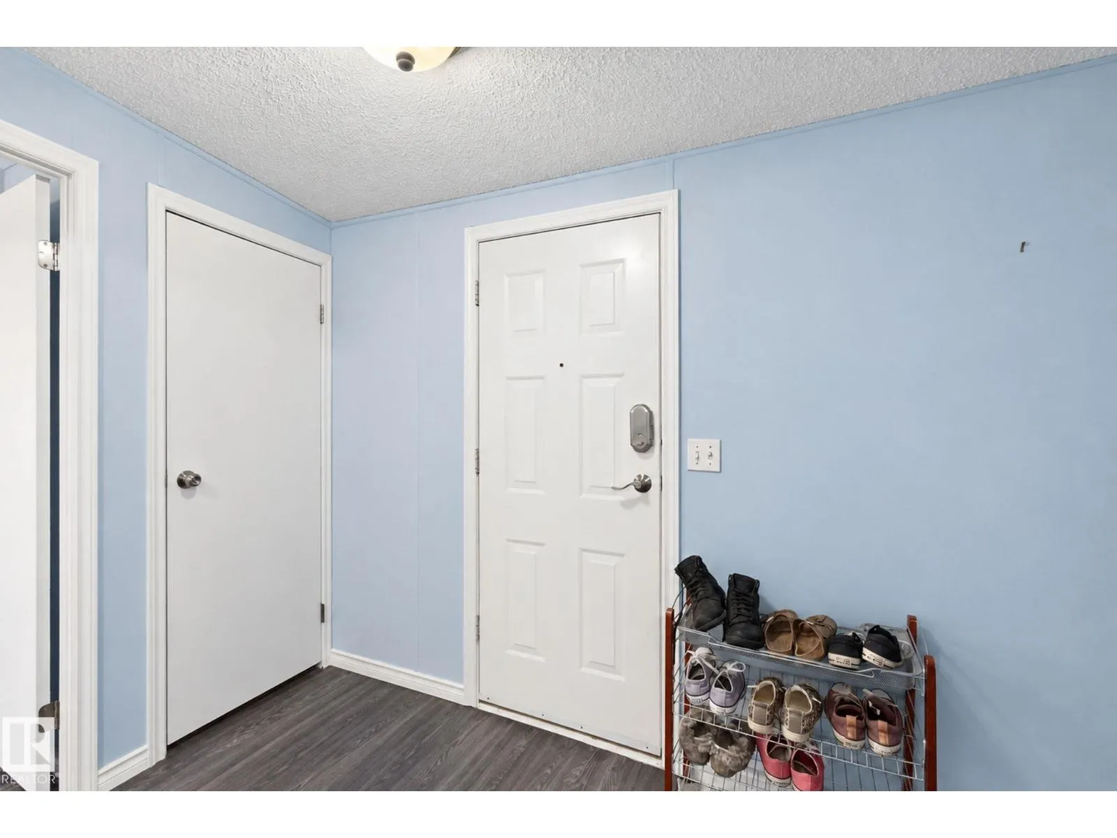 #110 3400 48 ST