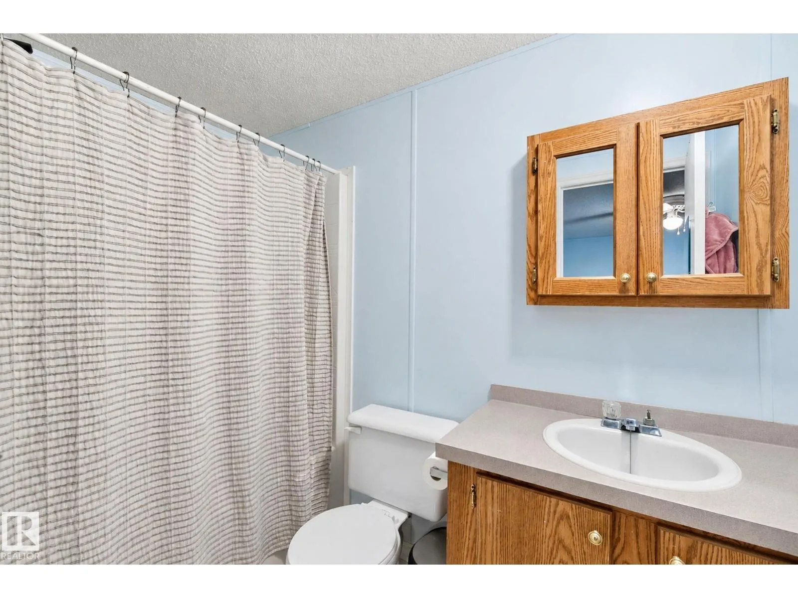 #110 3400 48 ST