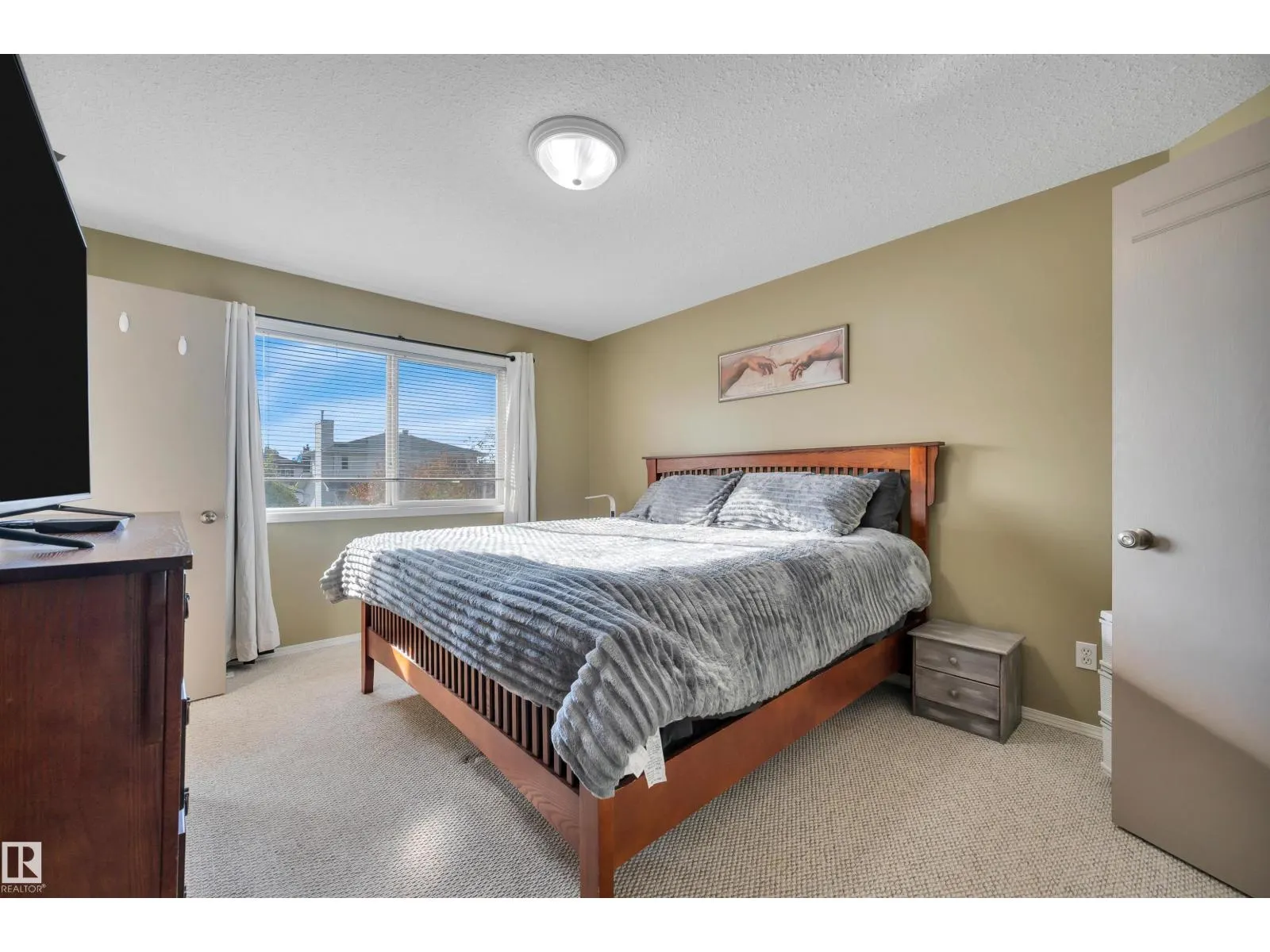 154 WESTPARK WY