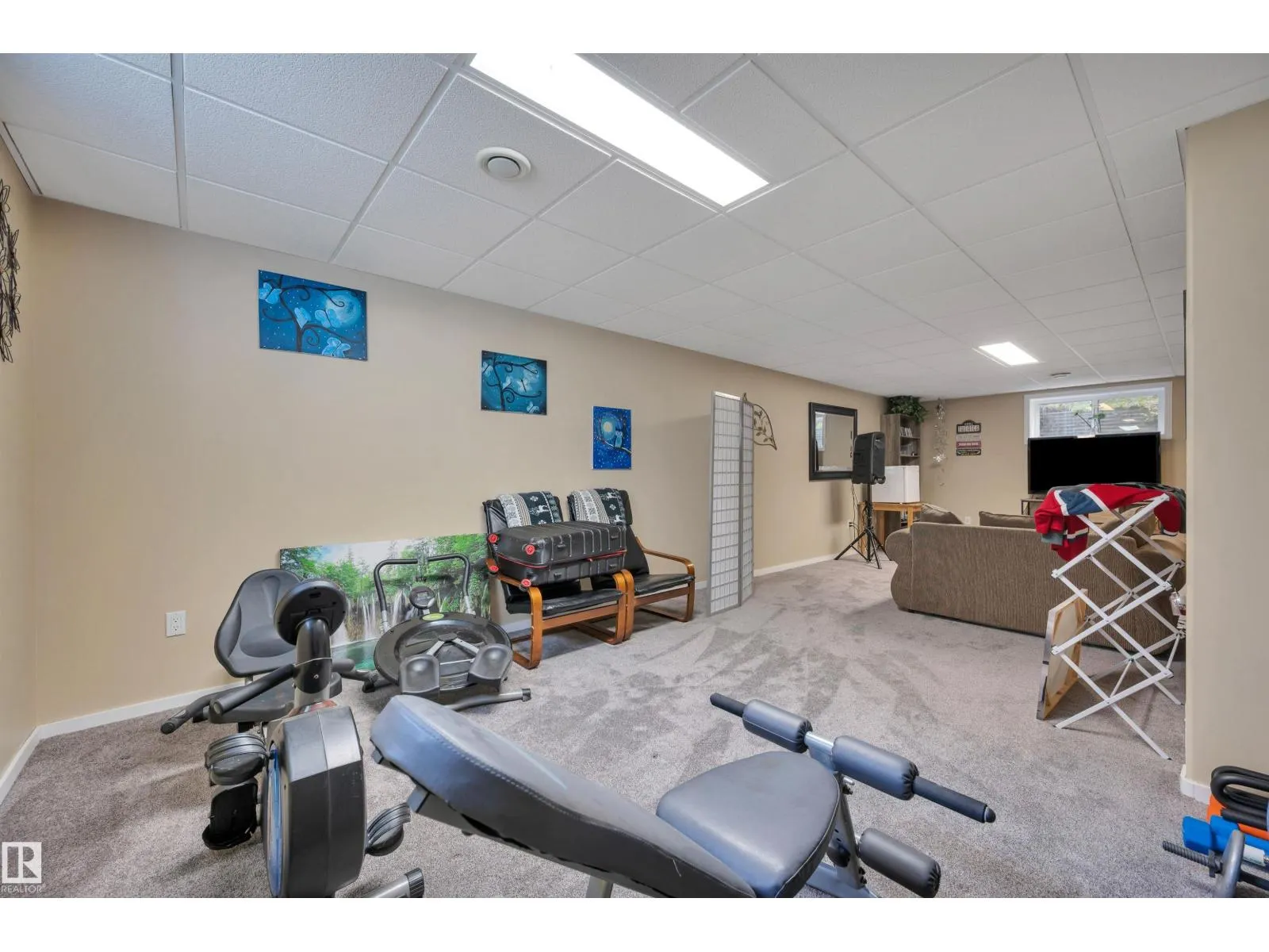 154 WESTPARK WY