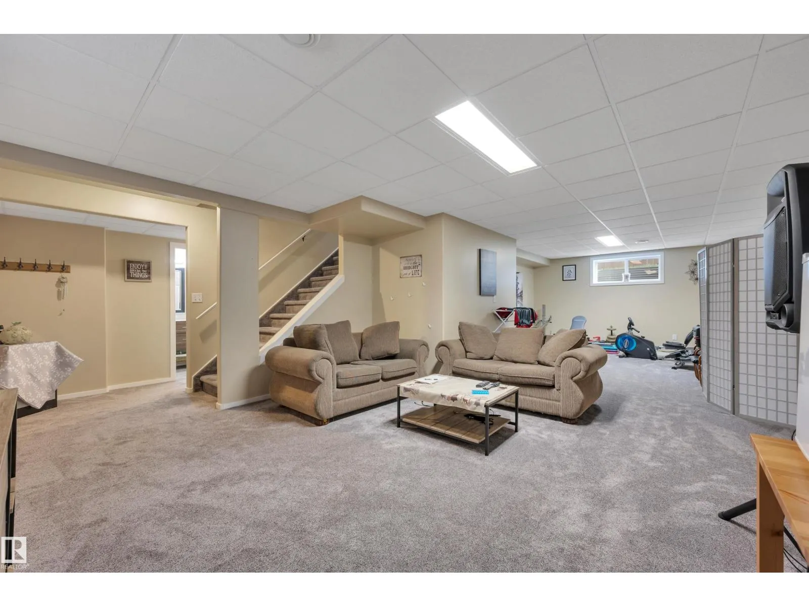 154 WESTPARK WY