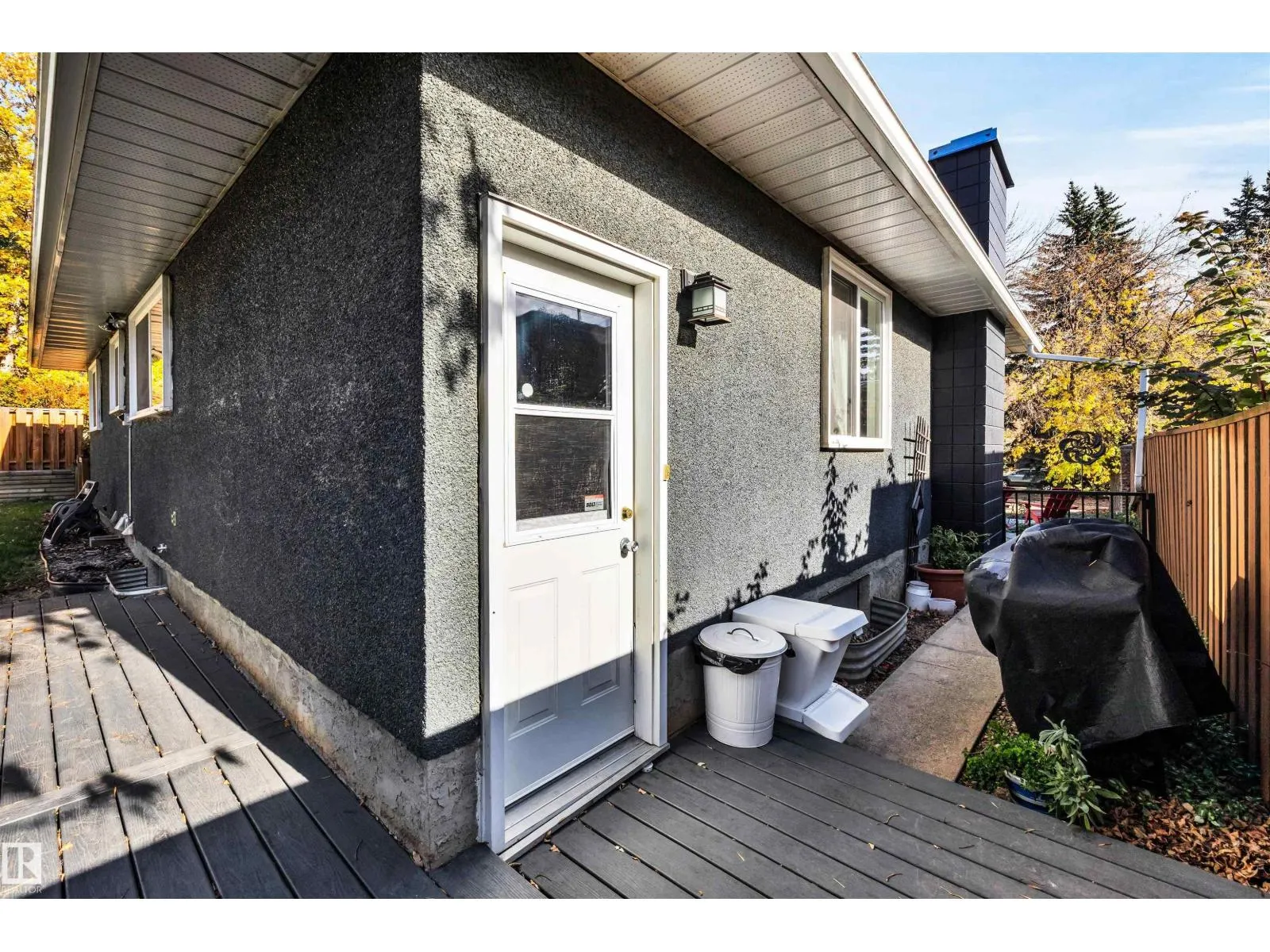 40 GLENHAVEN CR