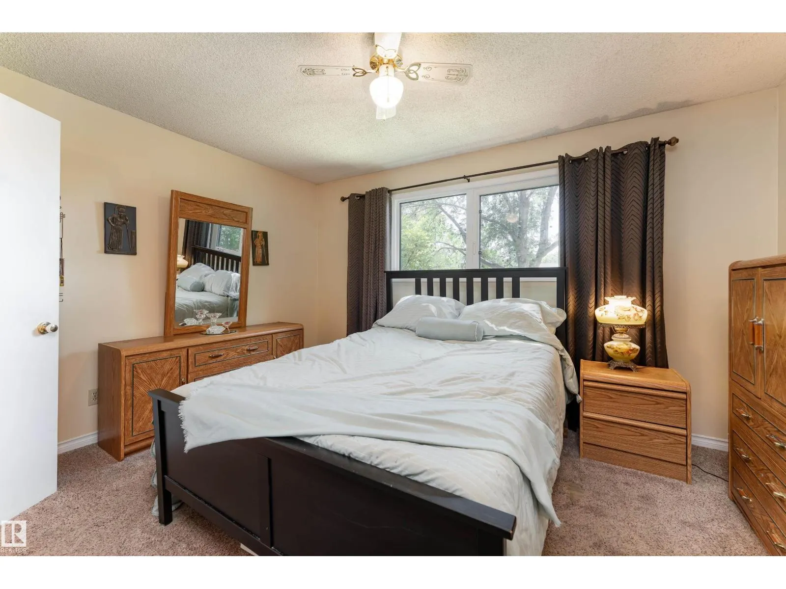 7 CAMELOT CR