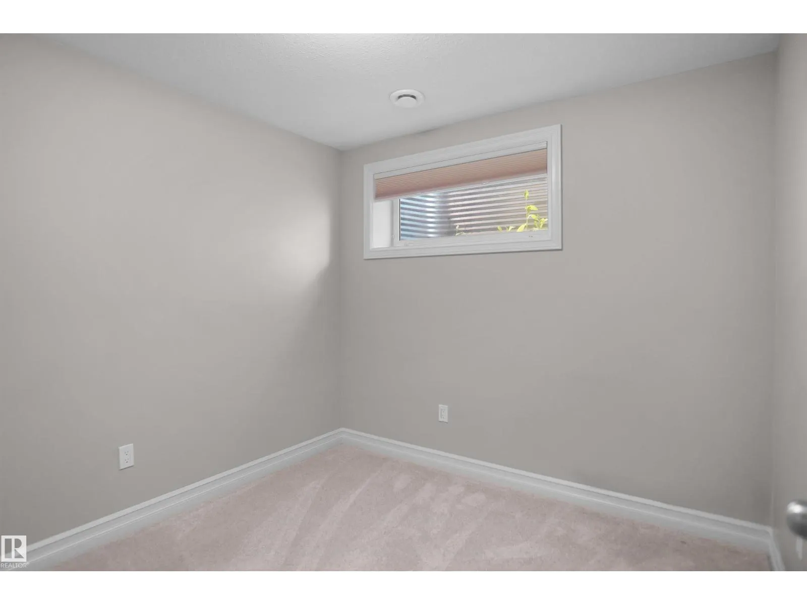 138 HENDERSON LI